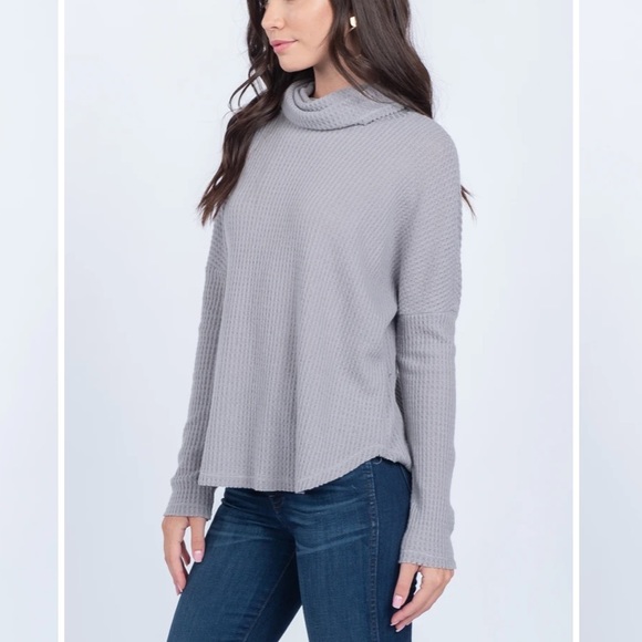 Anthropologie Everly Turtle Neck - Picture 2 of 8